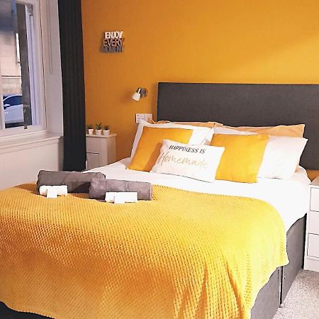 Double Ensuite Bedroom Near Edinburgh เคิร์กคาลดี ภายนอก รูปภาพ